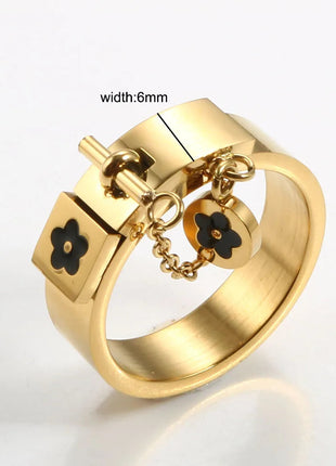 Set di gioielli di moda di lusso in acciaio inossidabile Set di gioielli da donna dorati Bracciale con ciondolo a forma di fiore Anelli per uomo Set di gioielli da donna regalo platinumshop