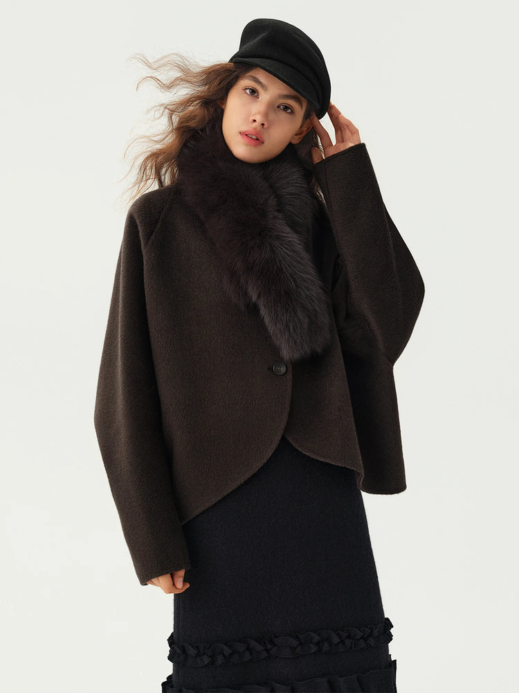 DUSHU Short Wool Coat  Fox Fur Collar and Camel Hair Women Warm Single Breasted Elegant Temperament Winter Batwing Sleeve