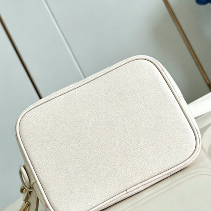 Borsa a mano da donna con cuciture precise e raffinate in ecopelle, borsa da giorno senza patta, tote a tracolla da donna, versatile e universale, accessorio per la città, lo shopping quotidiano, le passeggiate e il tempo li
