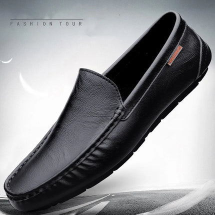 Scarpe casual da uomo in vera pelle Mocassini da uomo di marca di lusso Mocassini Slip traspiranti su scarpe da guida italiane Chaussure Homme