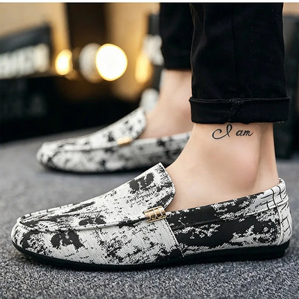 Mocassini stampati alla moda per uomo, scarpe basse estive traspiranti, scarpe casual da uomo, comode scarpe da guida antiscivolo, scarpe slip-on da uomo