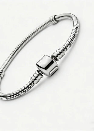 Nuovo Bracciale Artigianale Originale in Argento 925 con Charm, Liscio e Morbido, a Osso di Serpente, per Donna - Regalo 2026 PlatiNum