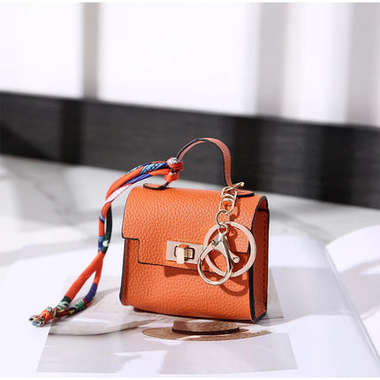 Brand Fashion Coin Purse Luxury Simple Flip Small Bag High-end Bag Pendant Exquisite Lock Silk Scarf Mini Lipstick Headphone Bag PlatiNum