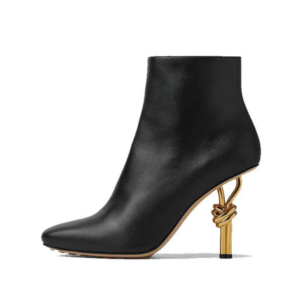 Stivali con tacco a forma di nodo in metallo da donna di nuovo arrivo Stivali con tacco alto alla caviglia Stivali eleganti con tacco a punta quadrata con cerniera laterale da ufficio