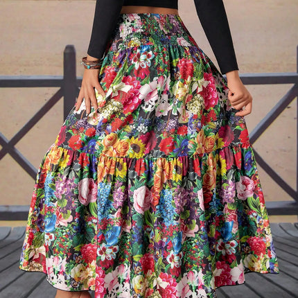 Abito lungo da donna a fiori con vita arricciata e balze, ideale per vacanze e spiaggia, stile casual