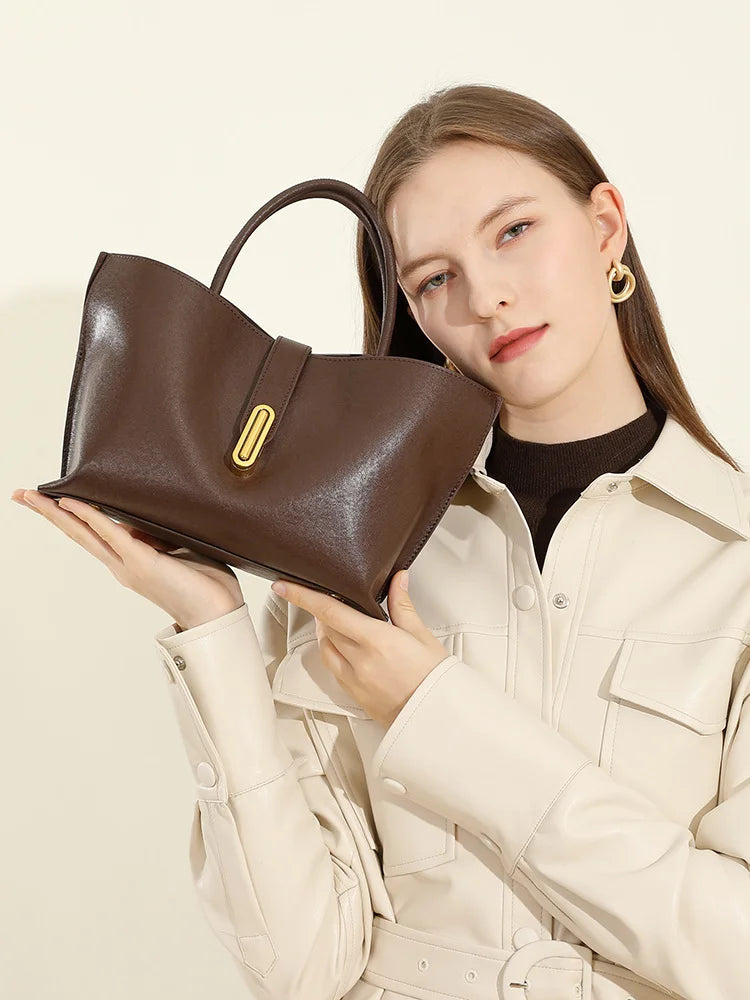Borsa a Tracolla Grande Capacità da Donna, Nuova Borsa a Mano da Donna di Alta Qualità con Texture, Borsa Grande da Ragazza, Nuova Borsa Versatile da Pendolare con Lettere, Borsa a Tracolla Singola alla Moda, Borsa a Spalla