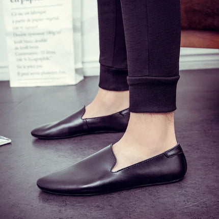 Scarpe da uomo italiane outdoor Casual Luxury Brand uomo mocassini mocassini in vera pelle appartamenti uomo traspirante Slip on scarpe da barca k3