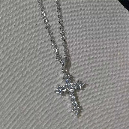 Shiny Crystal Zircon Cross Pendant Necklace for Women Girls Punk Silver Color Thin Chain Necklace Party Jewelry Birthday Gift PlatiNum