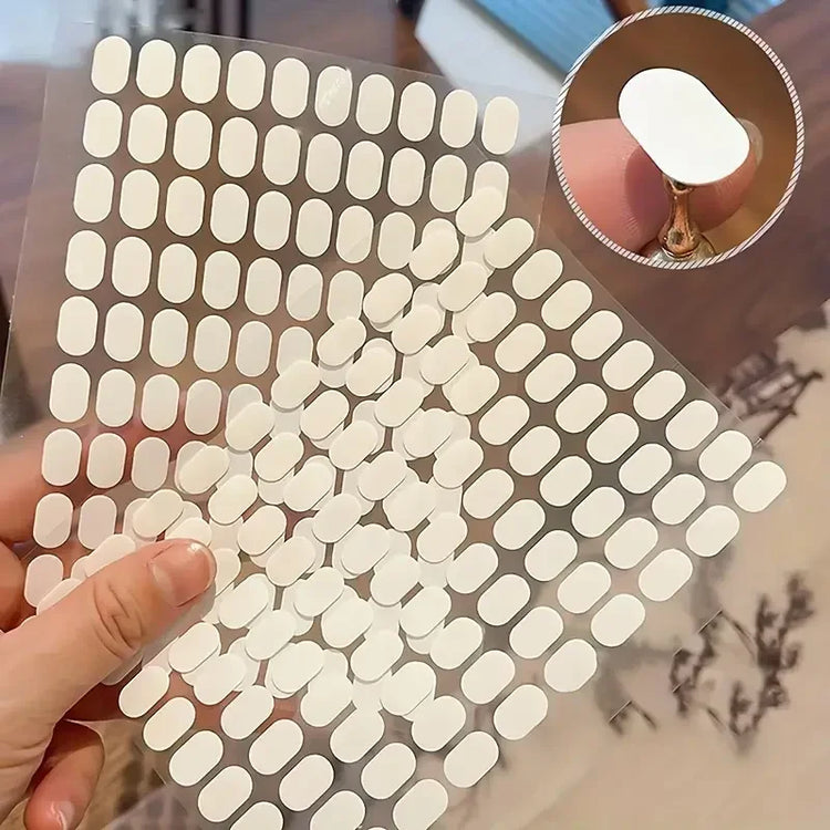 100Pcs Nail Art Display Tapes Clear Double Sided Adhesive Nail Stands Tabs Nail Display Strips for Nail Art Display Stand