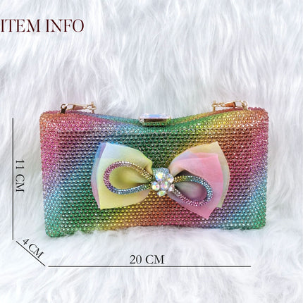 L'ultimo stile INS a punta con strass bocca poco profonda temperamento tacchi alti colore arcobaleno scarpe e borse da donna
