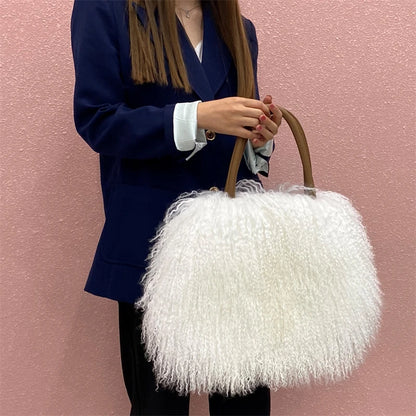 Factory Wholesale New Fashion Design Luxury Real Mongolian Lamb Fur Bag Sheep Fur Shoulder Bag