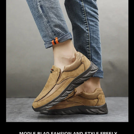 Scarpe Casual in pelle da uomo mocassini traspiranti Sneakers da uomo 2024 nuove scarpe da ginnastica piatte in pelle comode da uomo scarpe da uomo