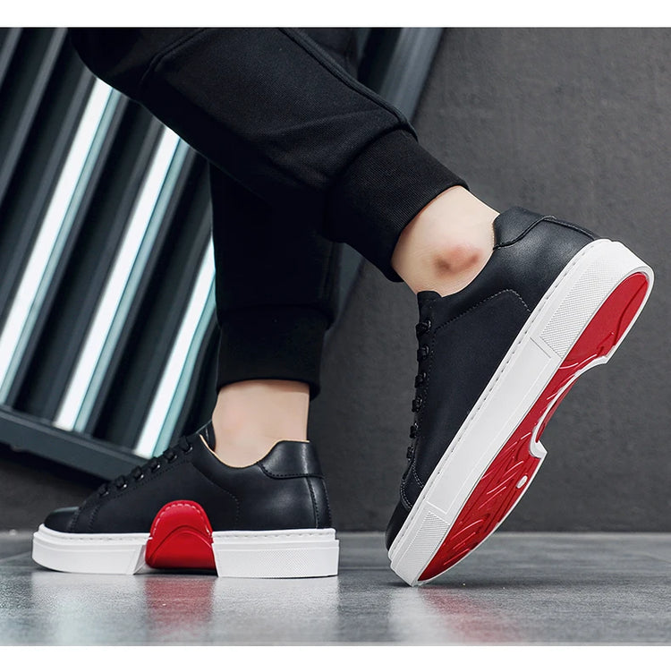 Hot Men's Casual Shoes Leather Sneakers Fashion White Black Male Vulcanized Shoes Non-slip Soft Men Shoes Lightweight Flat Shoe