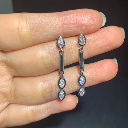 Nuovo speciale color oro Goccia d'acqua Bling Ovale CZ Collana girocollo Lariat Lunga barra a goccia a forma di Y Lunga nappa Gioielli da donna 2025