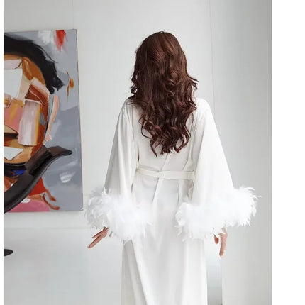 Abito lungo in seta Abito da boudoir bianco Abito da boudoir in seta Abito da sposa Kimono Abito da sposa in raso con piume Abito da sposa da sposa