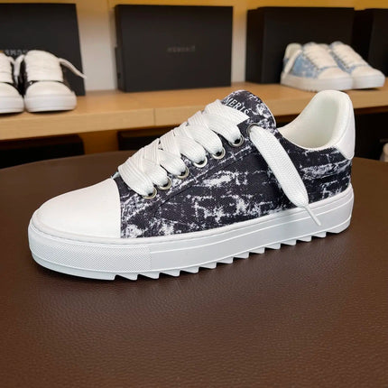 Luxury Fashion Casual Sports Sneakers Comfort Breathable Unisex Trendy Shoes