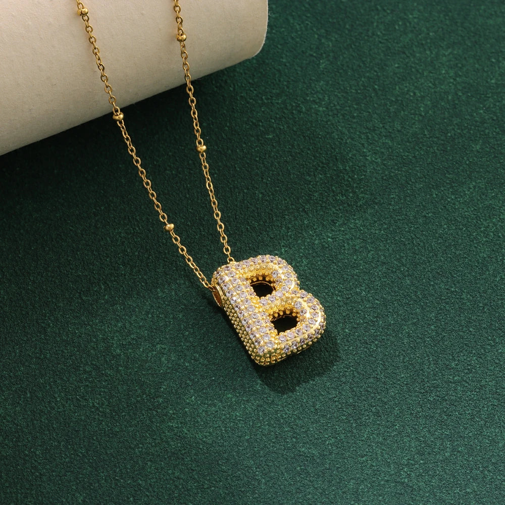 Nuove collane di lusso in acciaio inossidabile con 26 lettere inglesi in cristallo di zircone per le donne Commercio all'ingrosso di gioielli con catena girocollo femminile alla moda