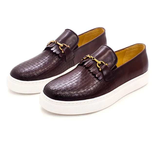 Scarpe Casual in pelle da uomo bottone in metallo modello intrecciato mocassini piatti fatti a mano incontri da uomo scarpe da festa di lusso scarpe da uomo formali