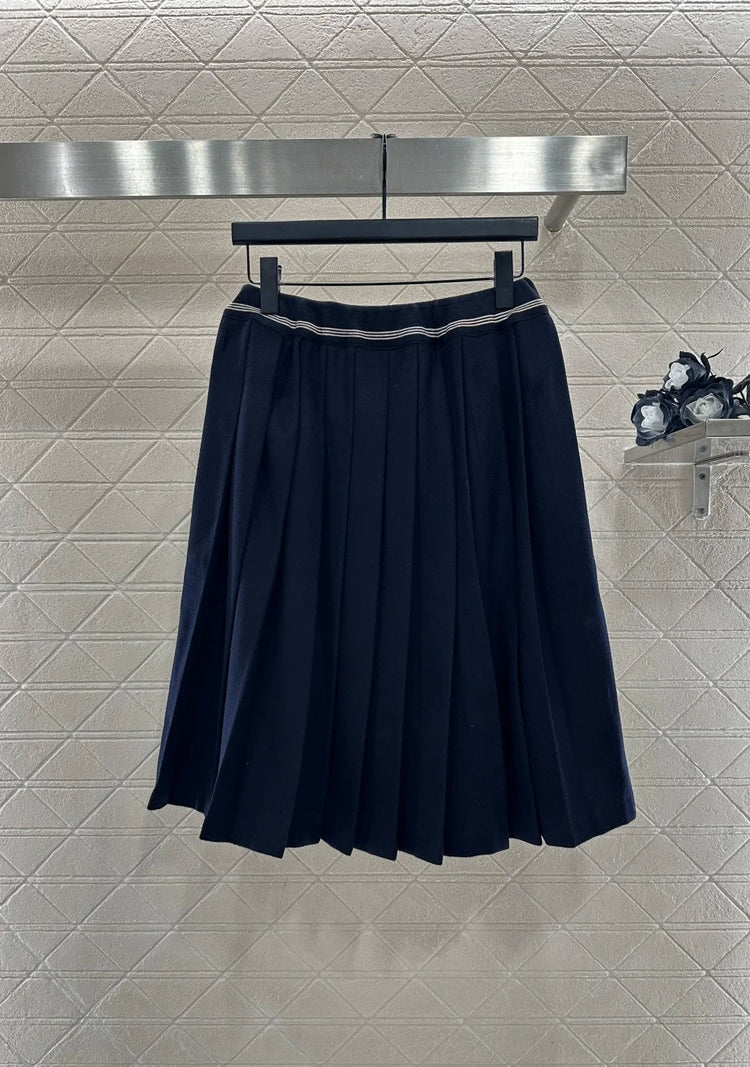 Early spring new elegant and fashionable mid length wool pleated high waisted A-line half skirt women's clothing PlatiNum