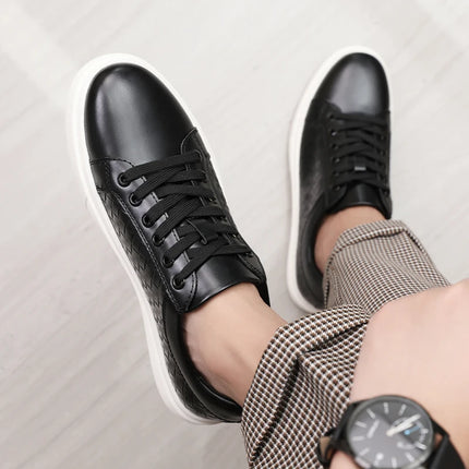Casual men's leather shoes New comfortable and trendy styles Outdoor Fashion Party Daily leisure youth Black Board Shoes HOT -46