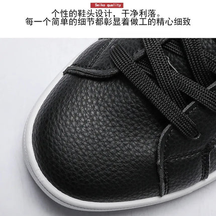 2026Mens Board Shoes Classic Lace Up Lightweight Breathable Casual Leather Sports Shoes Daily Comfortable Male Business Sneakers