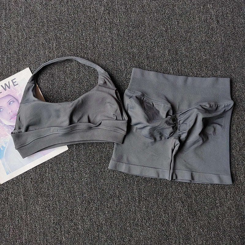 2PCs Peach High Waist Belly Hip Lifting Sports Bras Shorts Suit Gathering Shock-proof Neck Halter Yoga Suit Running Fitness Set