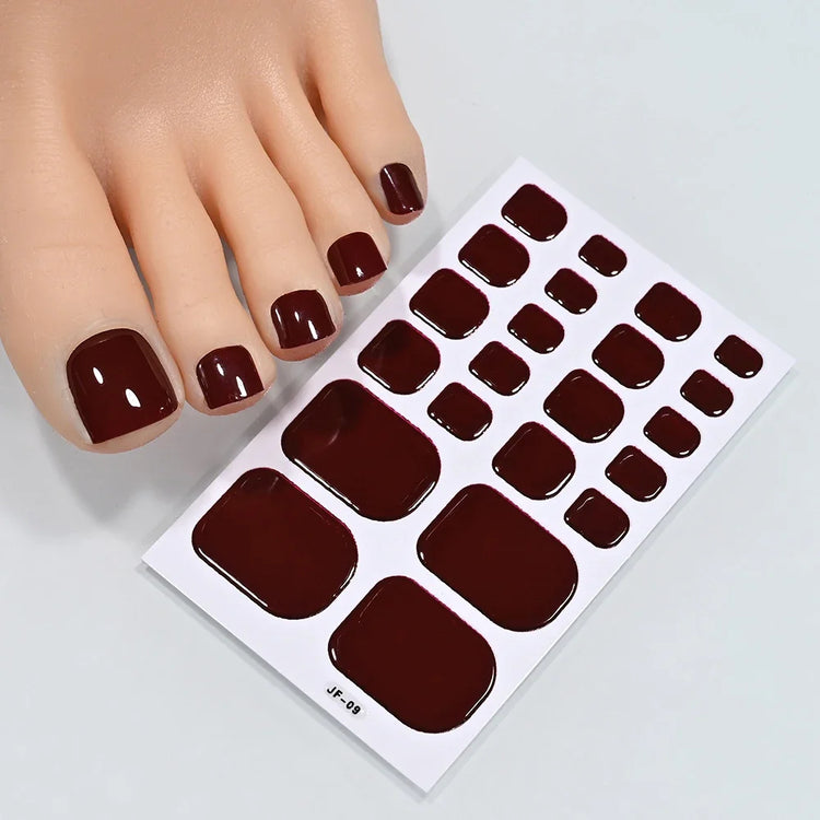 22Tips Red Christmas Baking Free Toenail Sticker Glossy Solid Color Self-adhesive Toe Nail Strips Festival Full Cover Foot Wraps2028