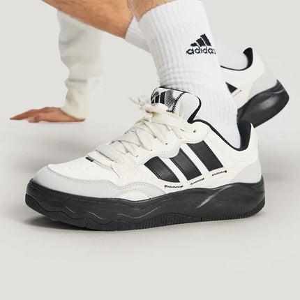 adidas LITE SHUFFLE Sneakers alla Moda, Sportive, Comode, Aderenti, Ammortizzate, con Ottima Reattività, a Profilo Basso, Unisex, Bianche e Nere, KH9022