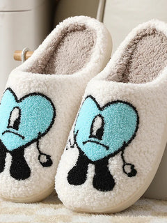 Comwarm pantofole invernali in pelliccia Fulffy per le donne pantofole piatte in pile di peluche con cuore d'amore dolce scarpe in cotone per interni casa coppia diapositive