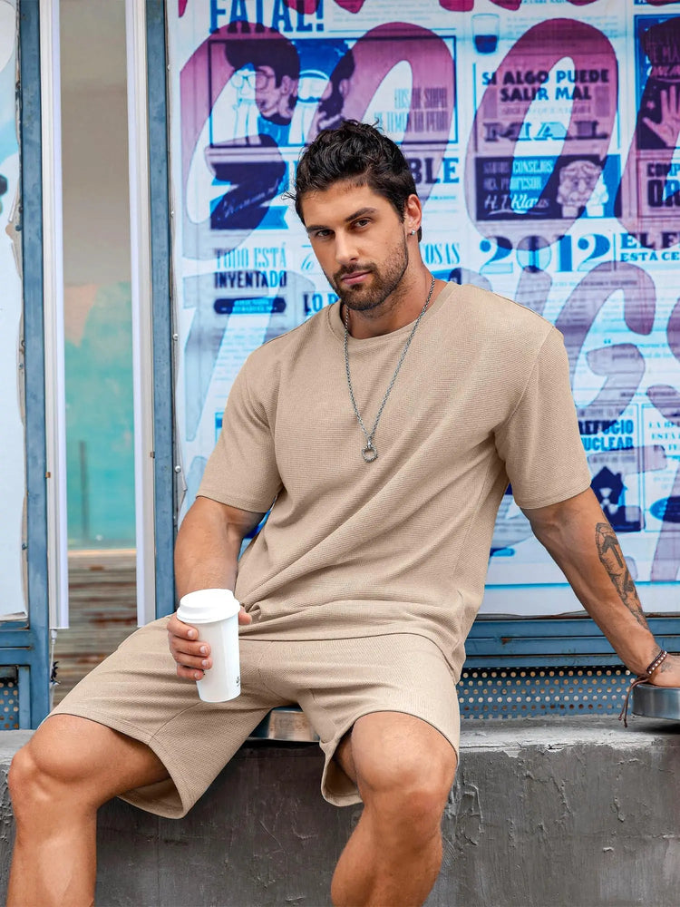 2024 Fun Bear Harajuku T-shirt da uomo estiva allentata quotidiana coppia vestito da strada all'aperto pantaloncini a maniche corte due pezzi abito estivo da uomo platinumshop