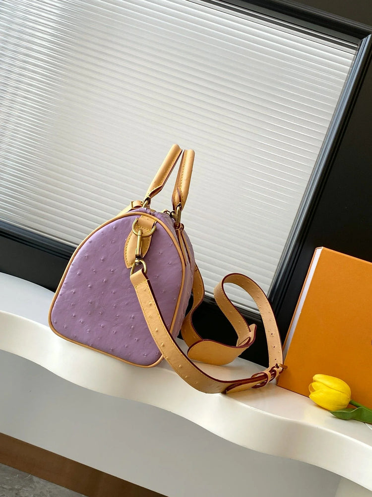 Mini Borsa Boston in Pelle Goffrata Effetto Struzzo Color Lavanda, Borsa di Lusso Multiuso