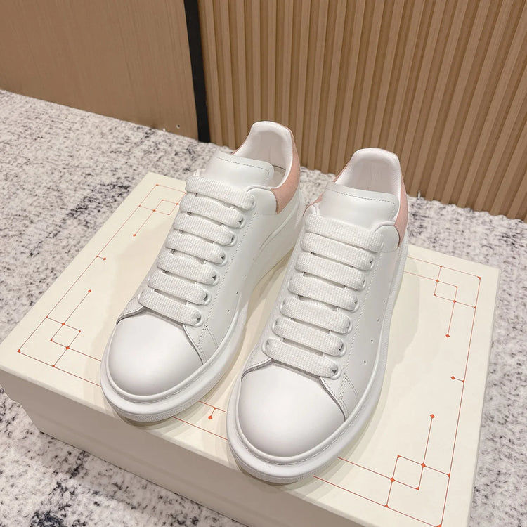 Top Classic Platform White Sneakers Silky Cowhide Height Boost Casual Shoes Versatile Daily Commute Shoes MK01