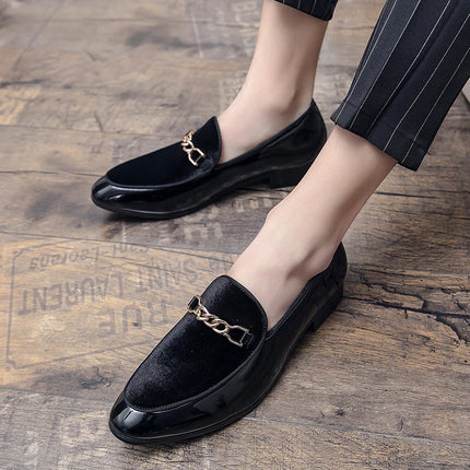 Mocassini da uomo in pelle scamosciata dal design di lusso Nero Blu Rosso Scarpe eleganti casual per discoteca Party Monk Strap Scarpe da uomo Taglia 38-47