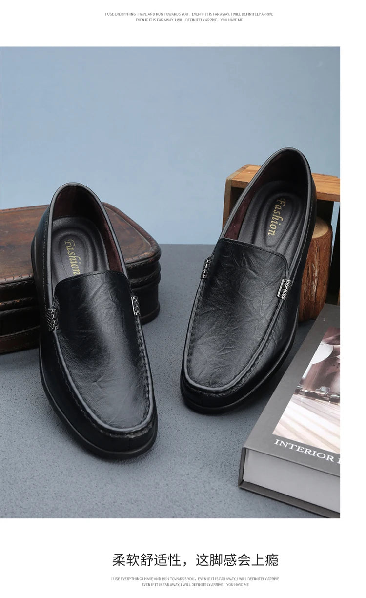 2025 Estate Scava Fuori Penny Mocassini Da Uomo Scarpe Da Barca Traspirante Uomo Mocassini In Pelle Slip On Appartamenti Mens Casual Scarpe Da Guida