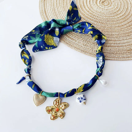 Collana bandana morbida con ciondolo a forma di fiore a forma di cuore placcato in oro per gioielli impilabili da donna e ragazza PlatiNum