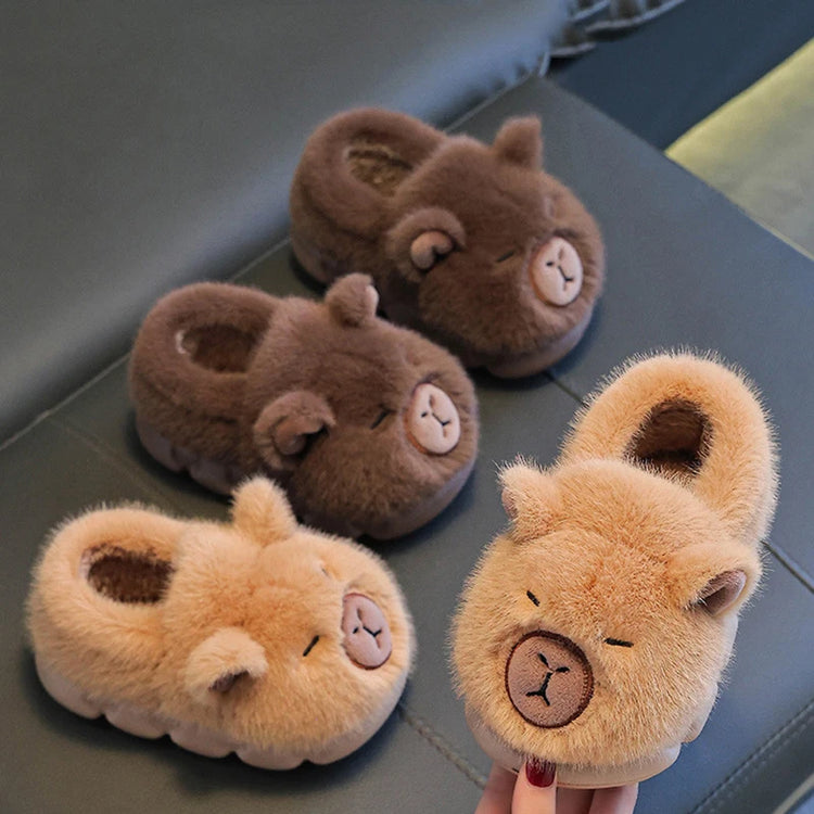 Winter 2025 Children's Capybara Slippers Parents Kids Size 24-45 Cartoon House Slippers Non Slip Soft Sole Plush Slippers Women