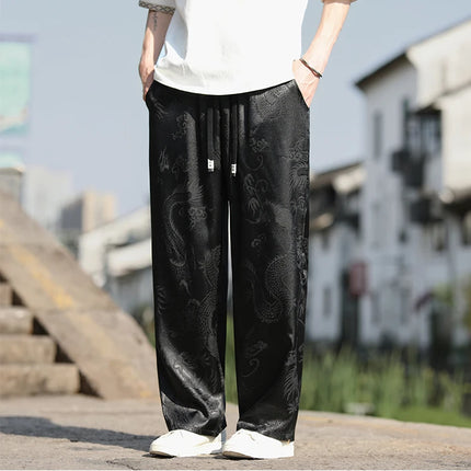 Pantaloni a gamba larga moda vintage da uomo in tessuto di seta di ghiaccio pantaloni estivi casual larghi pantaloni traspiranti con motivo drago sutil da uomo 5XL