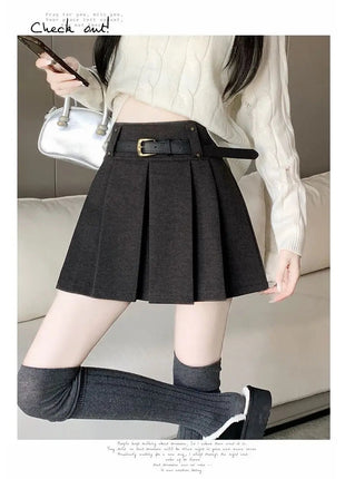 Autumn and Winter 2025 New High-waisted A-line Skirt College Style Sweet Versatile Woolen Pleated Skirt PlatiNum