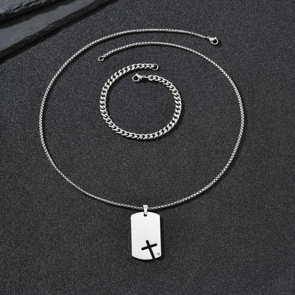 Vnox Set di 2 Pezzi Collana con Ciondolo e Bracciale da Uomo, Set di Gioielli in Acciaio Inossidabile Colore Nero Oro Argento, Regali di Gioielleria alla Moda platinumshop