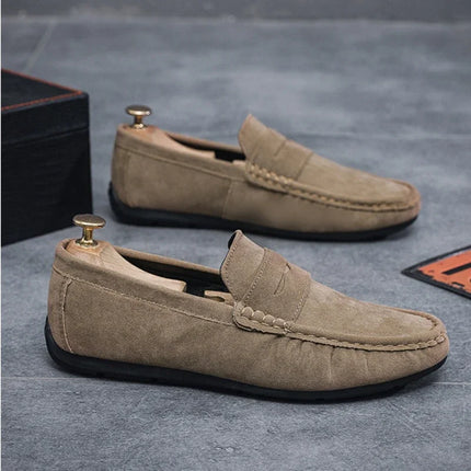 Nuovi mocassini da uomo, scarpe casual leggere e traspiranti, scarpe da guida piatte da uomo, scarpe da lavoro slip-on con suola morbida