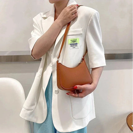 New Women's Fashion Handbags Retro Solid Color PU Leather Shoulder Underarm Bag Casual Women Hobos Handbags sac à main femme PlatiNum