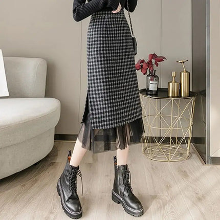 Woolen plaid skirt autumn and winter 2025 new plaid foreign style small man a word hip wrap medium and long skirt PlatiNum