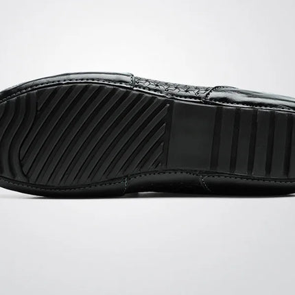 Mocassini da Uomo Estivi 2026 in Vera Pelle di Lusso, Scarpe Casual Traspiranti con Intaglio, Slip-on da Guida