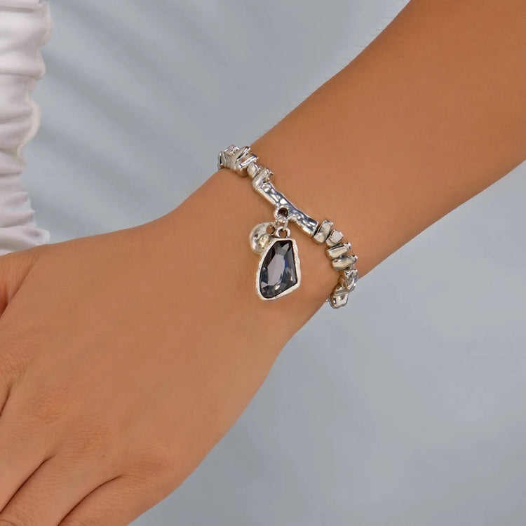 Set di bracciali con collana con pendente in cristallo grigio irregolare semplice barocco Set di gioielli con perline color argento estetico delicato per donna uomo platinumshop