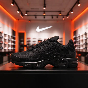 Nike Air Max Plus TN Women and Men Black Colour Anti-slip, Abrasion-resistant, Air-cushioned Sports, Running Shoes FB8479-001