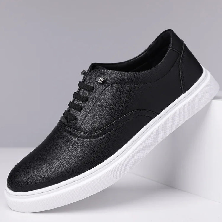 Big Size Fashion Casual Sneakers for Men Spring Autumn New Designer Board Shoes Male Black White Leather Zapatos De Hombre