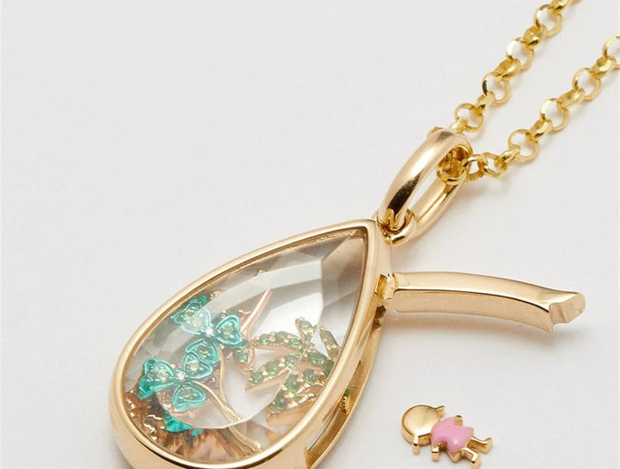 Small cute fashionable and trendy ocean hearts can be opened with necklaces water droplet pendants and small items PlatiNum