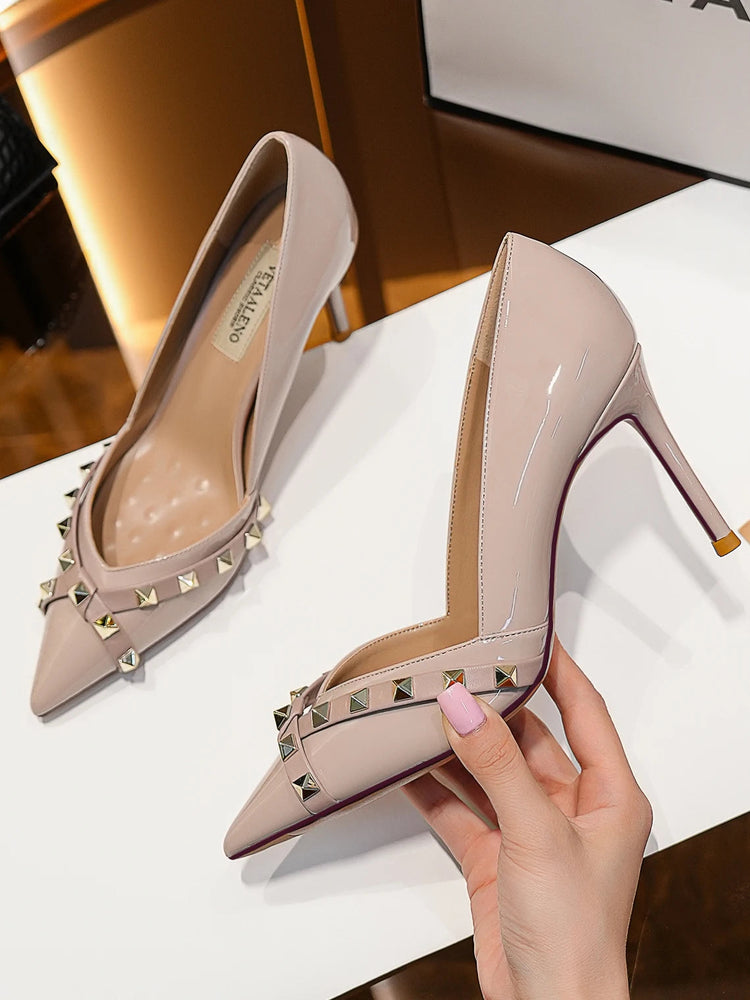 【Misurati la lunghezza dei piedi prima di ordinare】Scarpe da donna con tacco a spillo sottile e punta a punta con rivetti, scarpe eleganti da festa 120-CHC-33 platinumshop