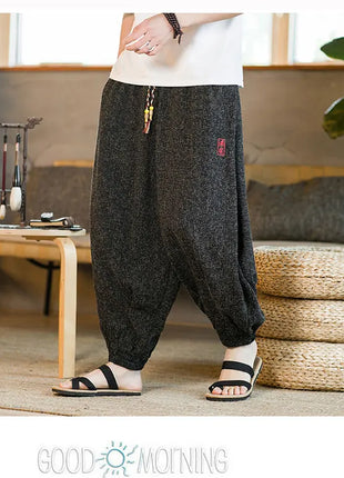Pantaloni da jogging in seta di ghiaccio da uomo pantaloni casual stile Harajuku cinese da uomo pantaloni sportivi Harlem allentati ricamati streetwear 5XL