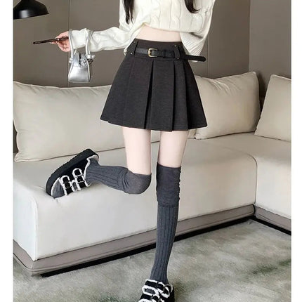 Autumn and Winter 2025 New High-waisted A-line Skirt College Style Sweet Versatile Woolen Pleated Skirt PlatiNum